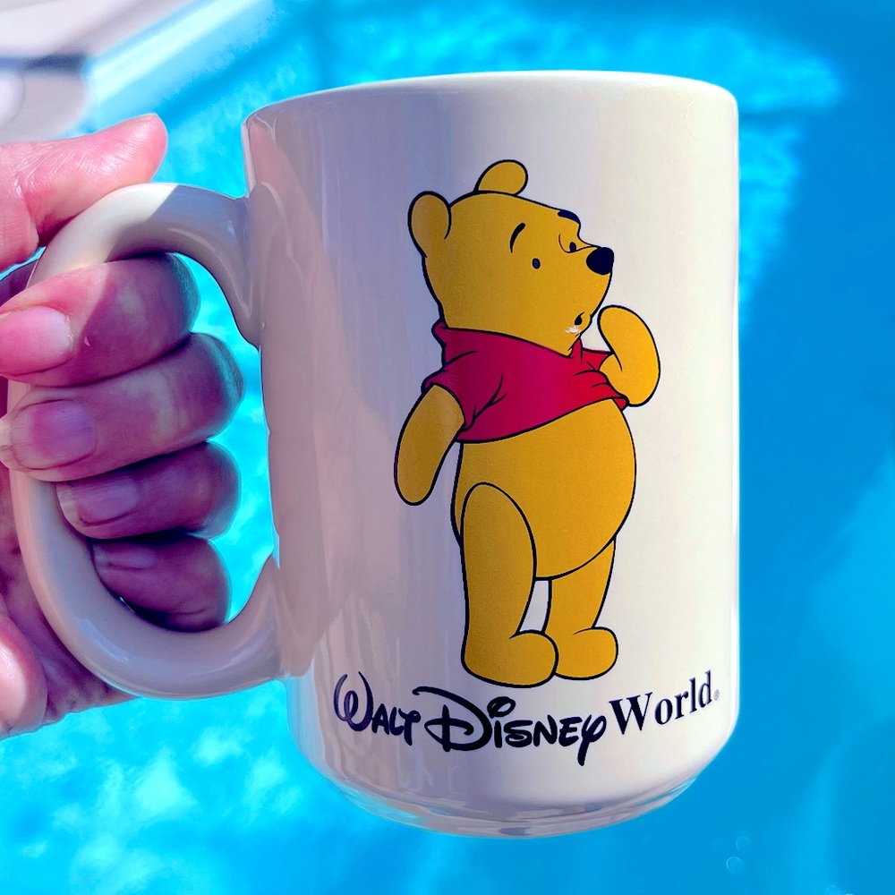 WALT DISNEY WORLD Winnie The Pooh large mug